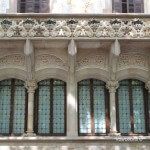 finestres façana Palau Macaya